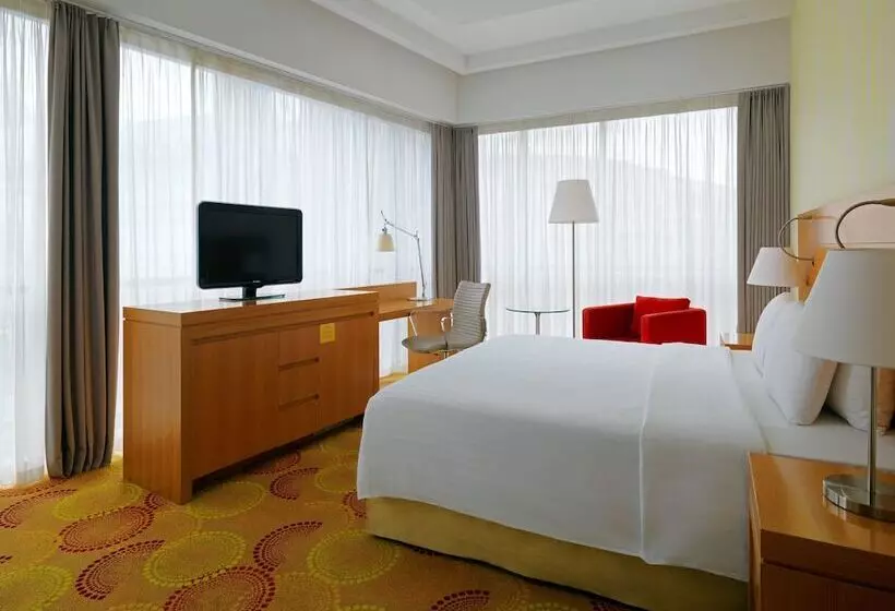 デラックスルーム, Courtyard By Marriott Budapest City Center