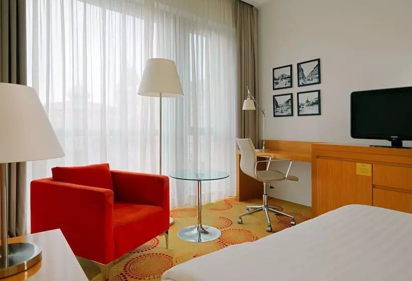 デラックスルーム, Courtyard By Marriott Budapest City Center