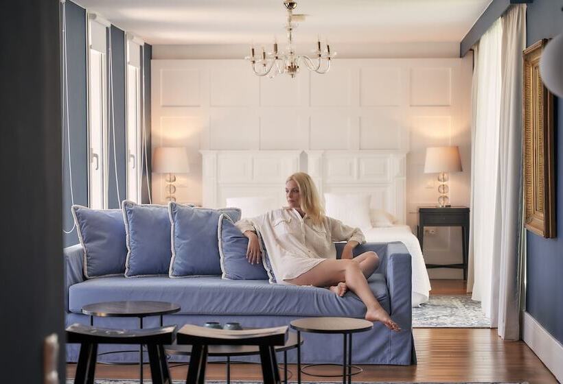 Вилла 4 Спальни, Elounda Gulf Villas By Sandglass