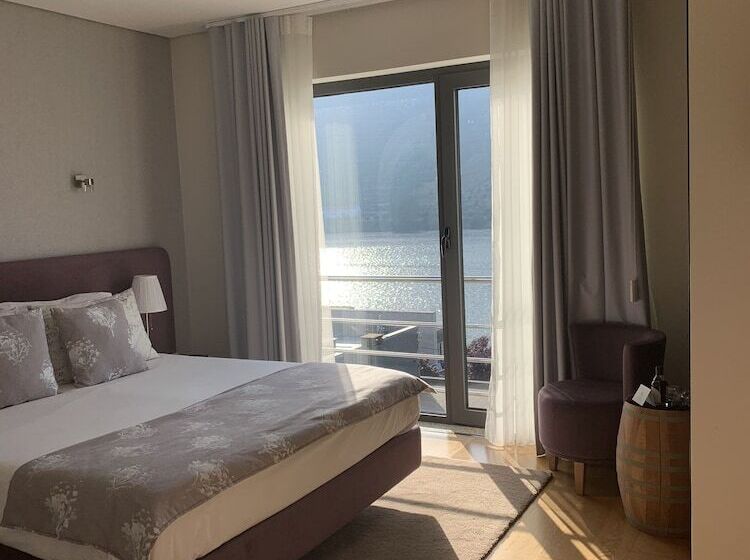 Номер Стандарт Вид на Реку, Folgosa Douro