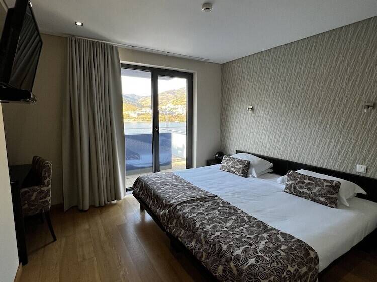 Номер Стандарт Вид на Реку, Folgosa Douro