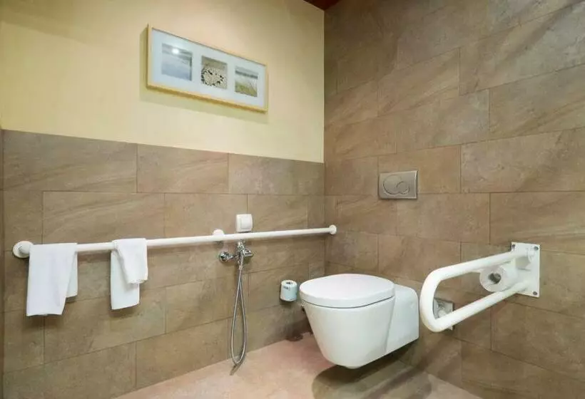 身障者適用キングサイズベッドルーム, GH Lecce - Hilton Garden Inn