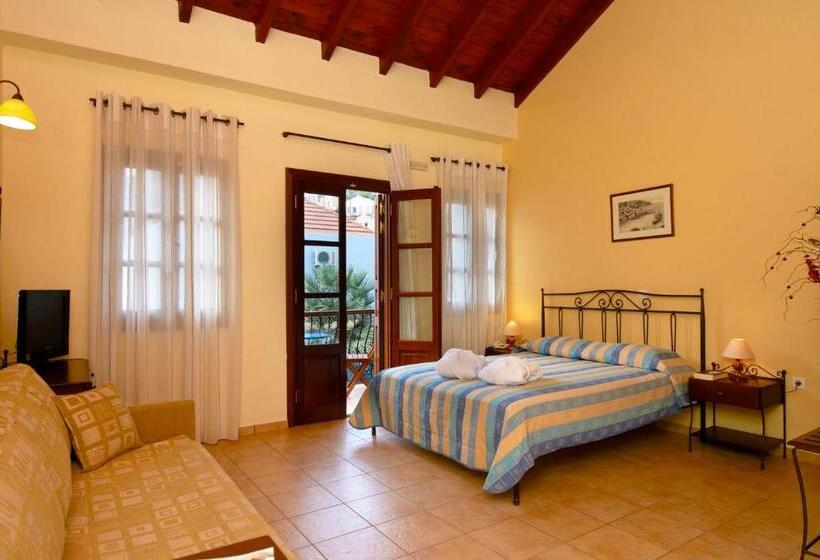 标准间, Iapetos Village