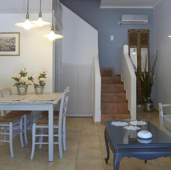 主人套房, Iapetos Village