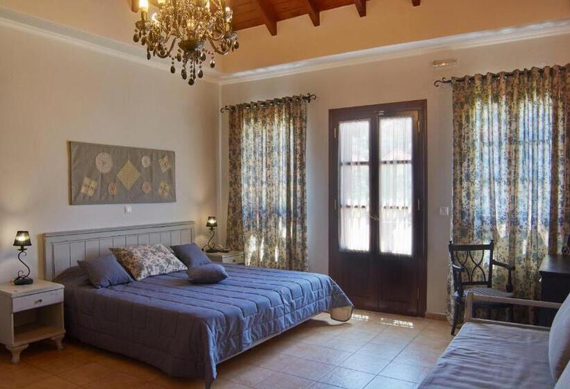 主人套房, Iapetos Village