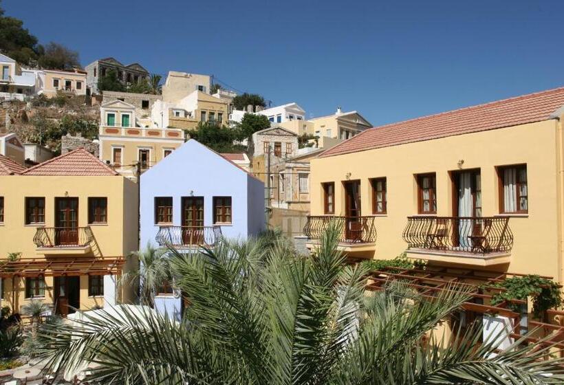 复式房间, Iapetos Village
