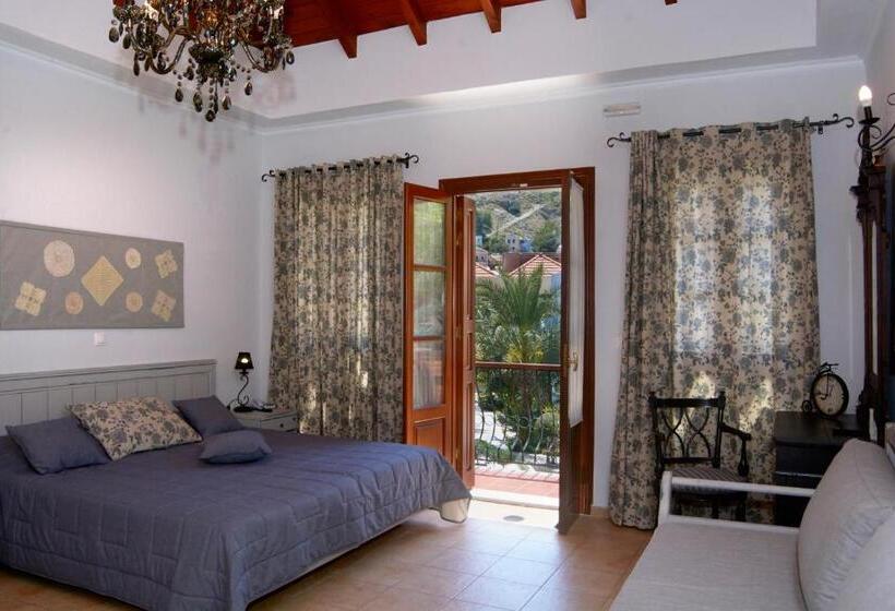 主人套房, Iapetos Village