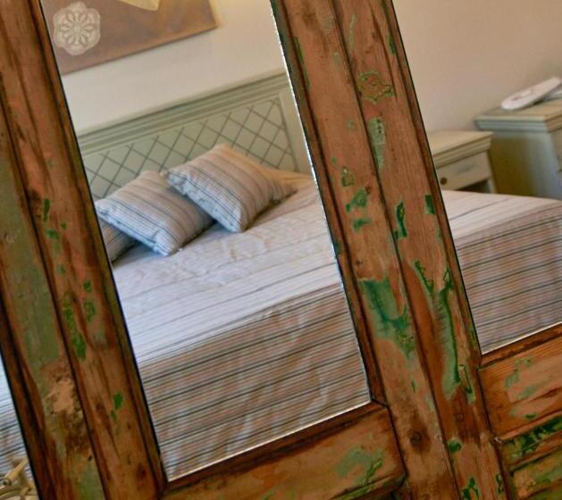 主人套房, Iapetos Village