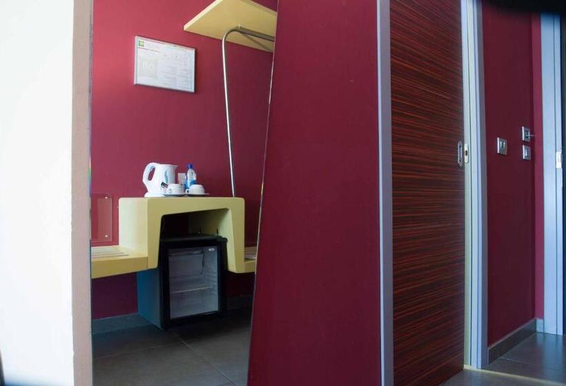 חדר סטנדרט, Ibis Styles Catania Acireale