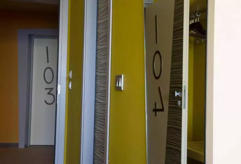 اتاق استاندارد با 2 تخت دوبل, Ibis Styles Catania Acireale
