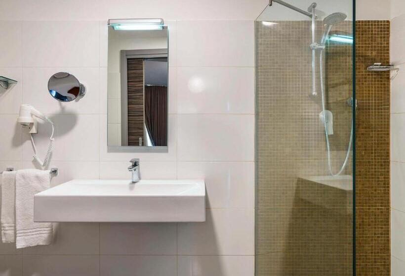 חדר סטנדרט שתי מיטות זוגיות, Ibis Styles Catania Acireale