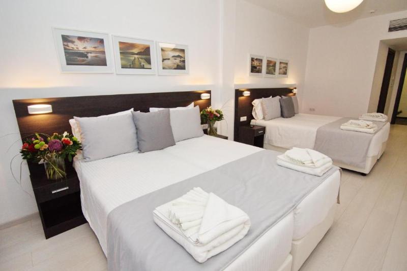 غرفة سوبيريور, International Atene