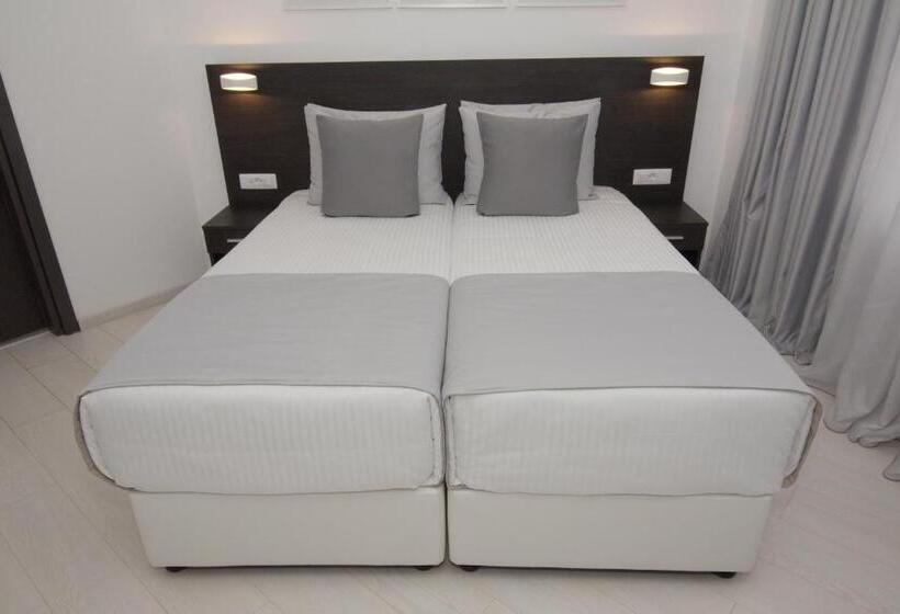 غرفة قياسية, International Atene