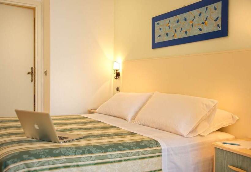 オーシャンビュースーペリアールーム, Jonic Hotel Mazzarò