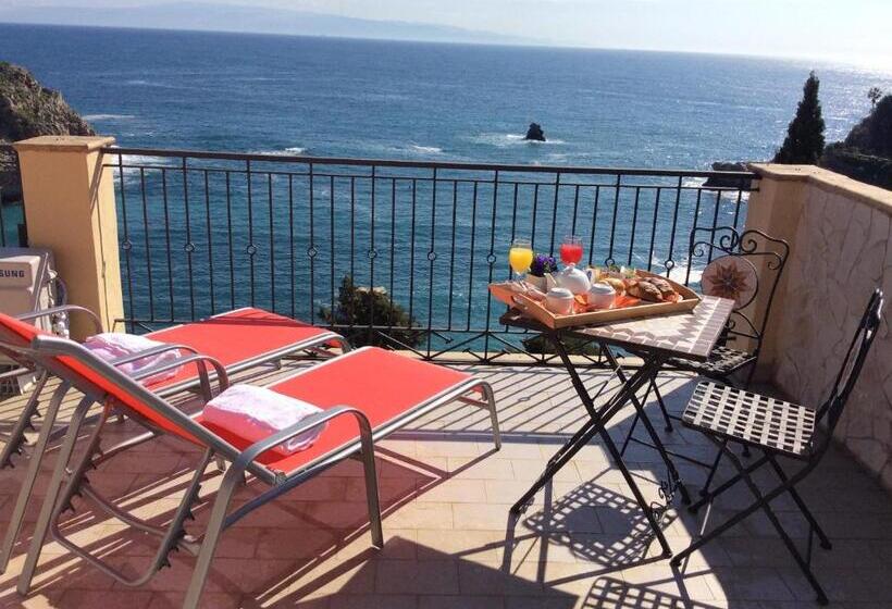 オーシャンビューデラックスルーム, Jonic Hotel Mazzarò