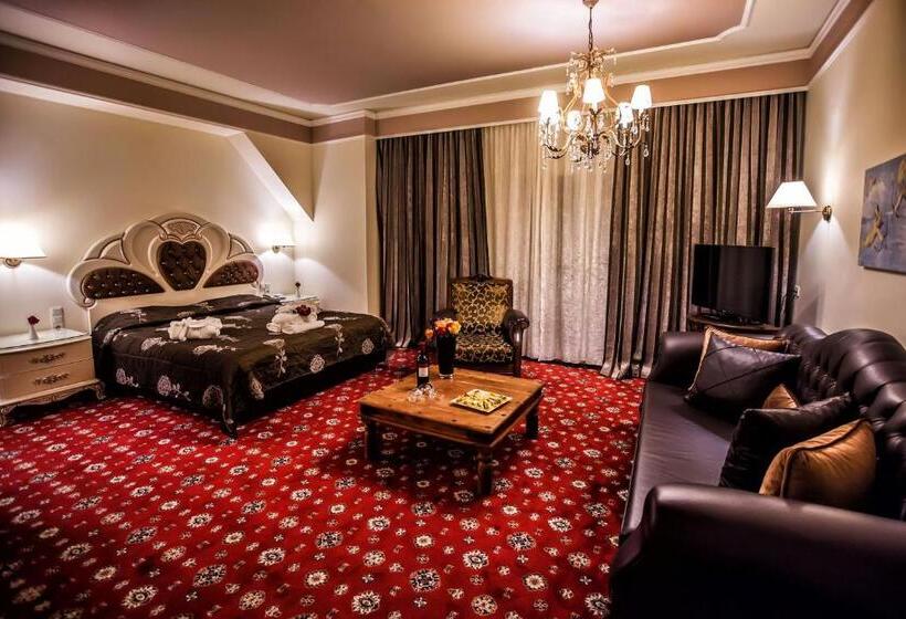 סוויטה, Kouros