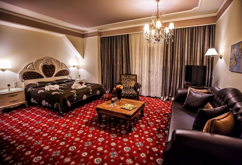 סוויטה, Kouros