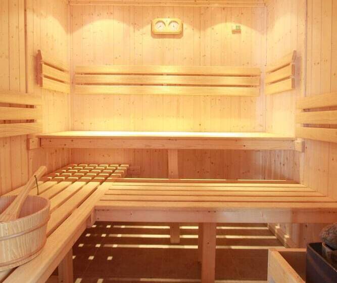 غرفة قياسية, Kyriad Charlevillemezieres