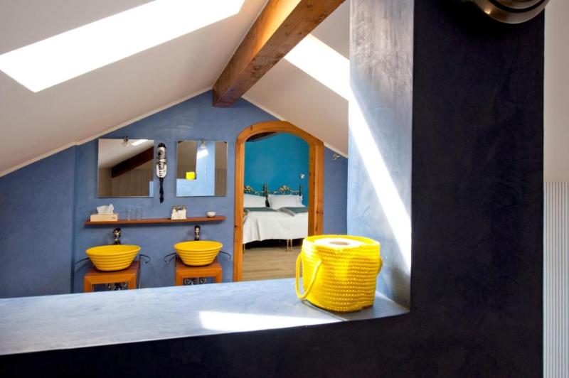 جناح, La Locanda Del Notaio