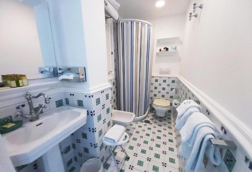 オーシャンビュースタンダードルームバルコニー付き, Le Ancore