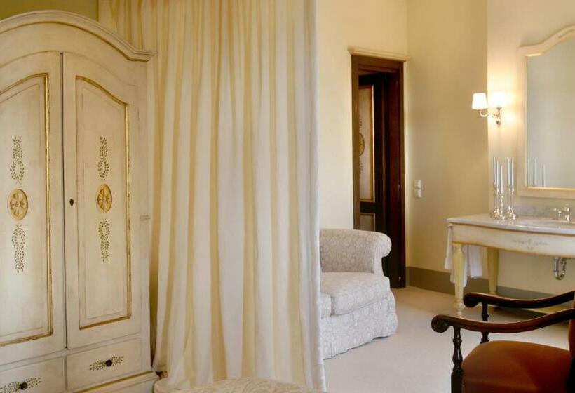 סוויטת ג'וניור, Le Convivial Luxury Suites & Spa