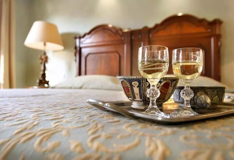 スイート, Le Convivial Luxury Suites & Spa