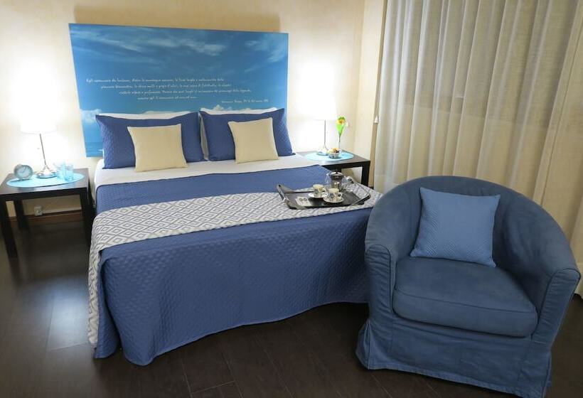 غرفة قياسية رباعية, Mare Nostrum Petit Hôtel