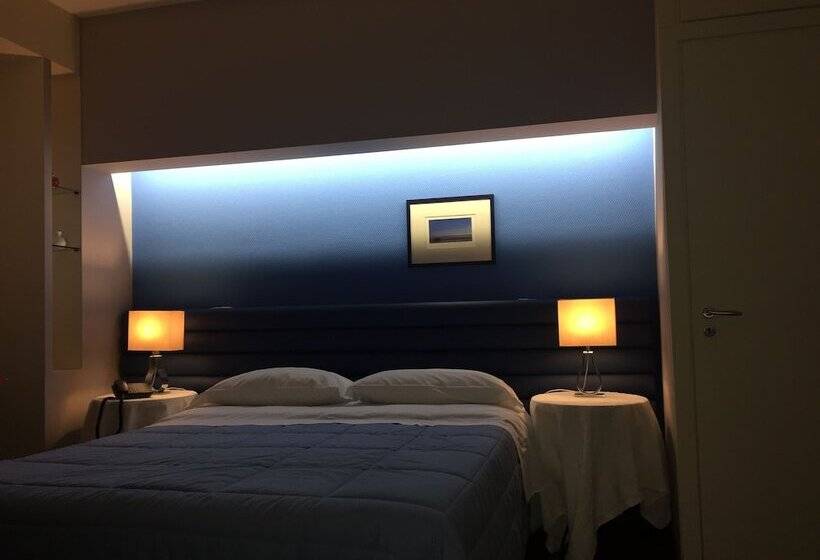 غرفة قياسية, Mare Nostrum Petit Hôtel