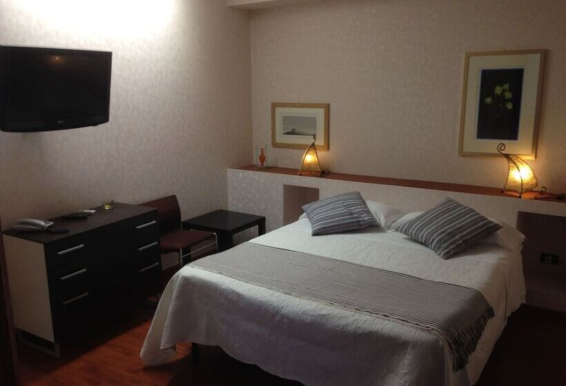 Номер Стандарт, Mare Nostrum Petit Hôtel