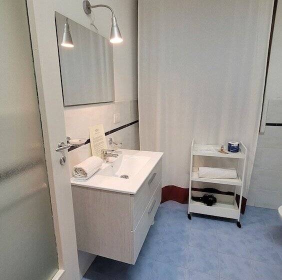 غرفة قياسية, Mare Nostrum Petit Hôtel