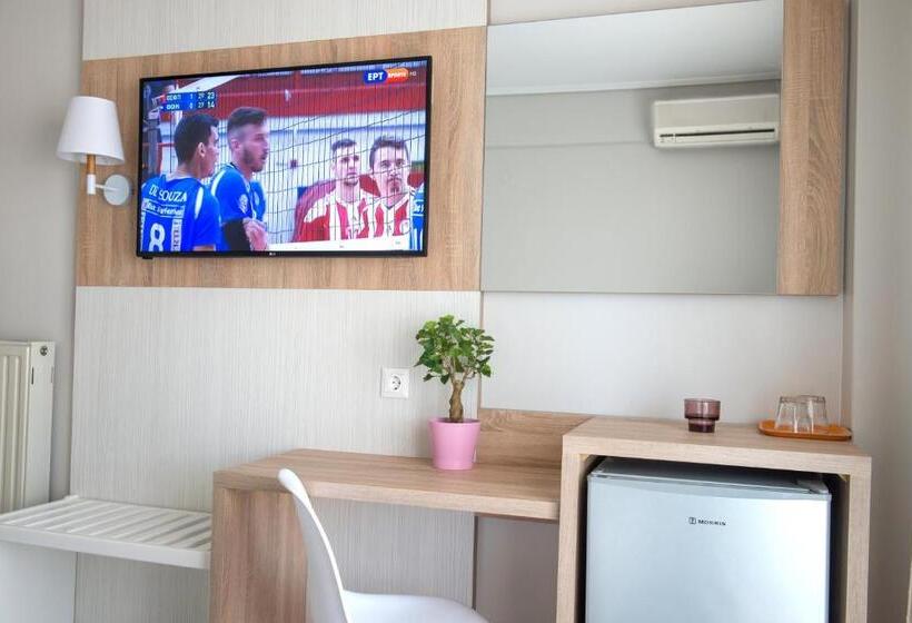 חדר קלאסי, Strass