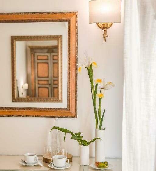 Classic room with balcony, Taodomus Boutique