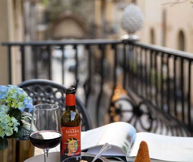 Classic room with balcony, Taodomus Boutique