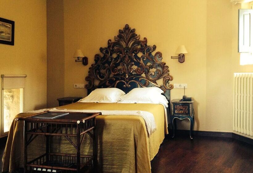 小型套房, Torre Laurentii