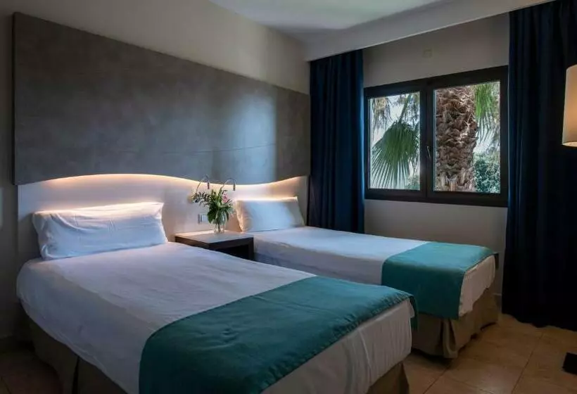 اتاق خانوادگی, Impressive Playa Granada Golf