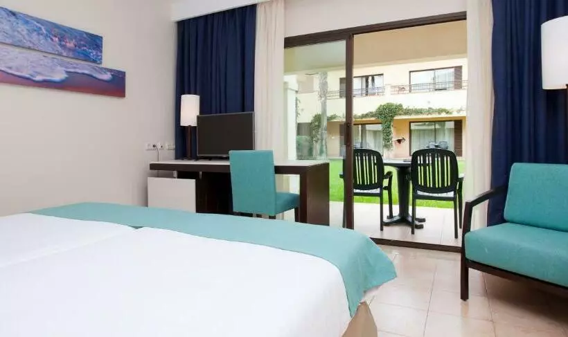 اتاق استاندارد با چشمانداز باغ, Impressive Playa Granada Golf
