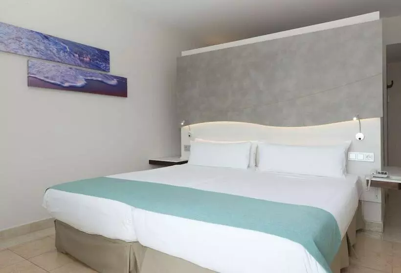 اتاق اساندارد با چشمانداز جانبی به دریا, Impressive Playa Granada Golf