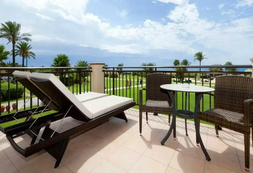 سوییت جونیور با چشمانداز دریا, Impressive Playa Granada Golf