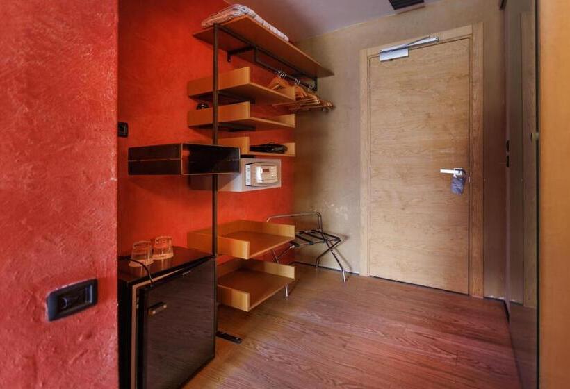 Трехместный Номер Стандарт с Балконом, Ambienthotel Primaluna