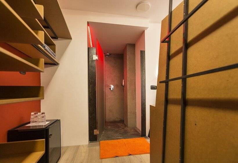 带河湖景观的轻年套房, Ambienthotel Primaluna