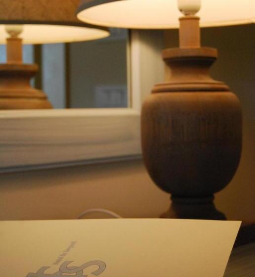 اتاق استاندارد یک نفره, Boutique Hotel Su Sergenti