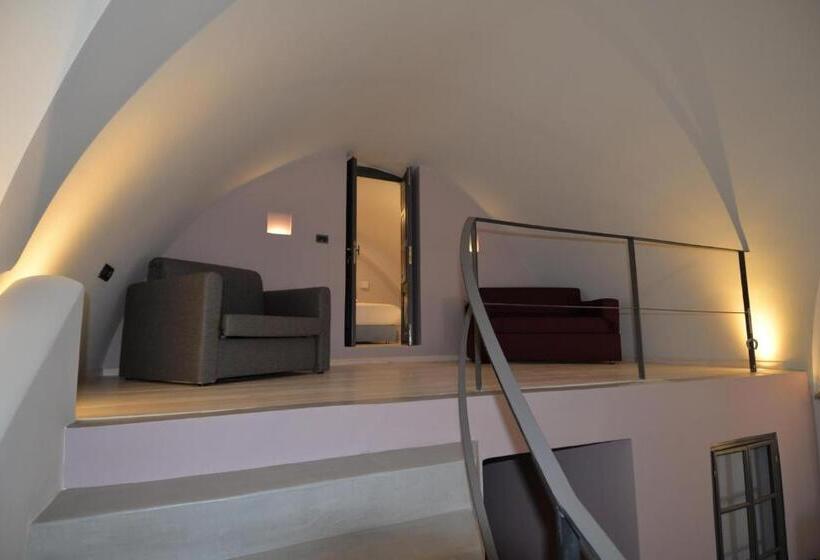 Вилла 2 Спальни, Aria Suites & Villas