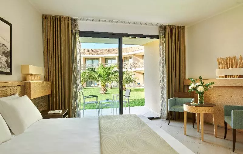 ガーデンビュークラシックルーム, Capovaticano Resort Thalasso Spa