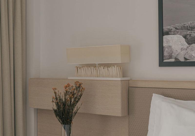 غرفة كلاسيكية مطلّة علي الحديقة, Capovaticano Resort Thalasso Spa