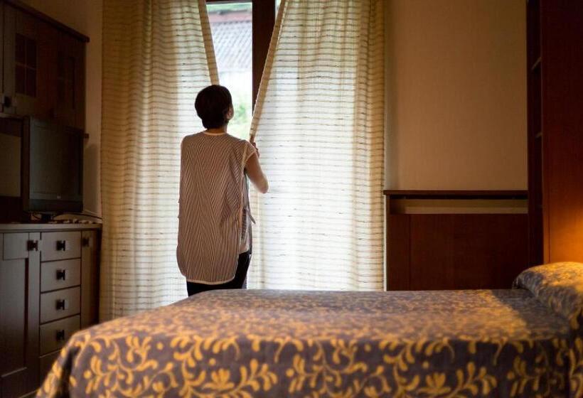 חדר סטנדרט עם מרפסת, Carlone