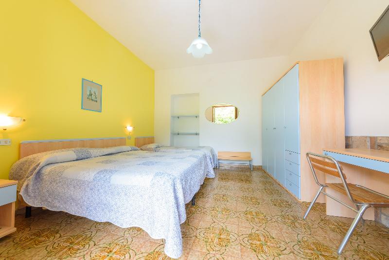 4인용 스탠다드 룸, Celeste