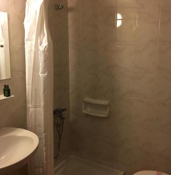 エコノミールーム, Esperia