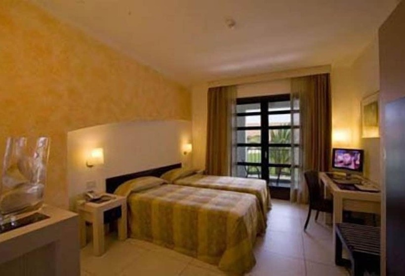 غرفة قياسية رباعية, Gallipoli Resort