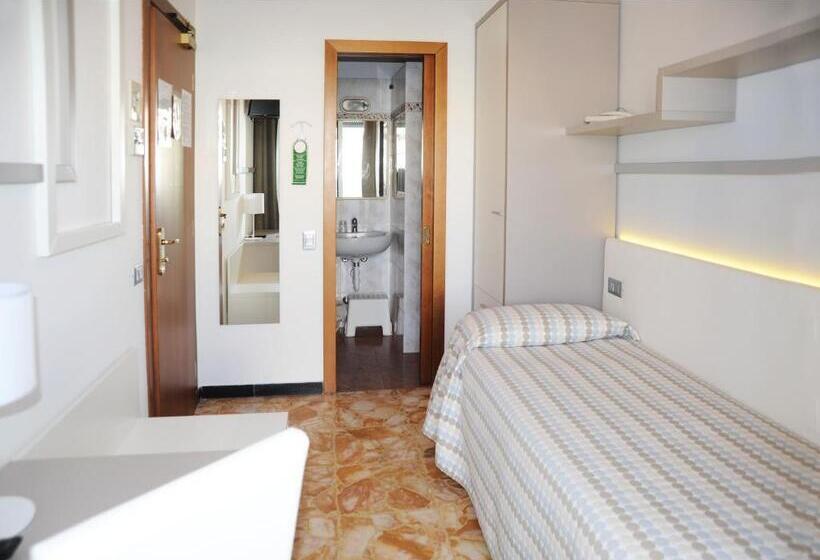 غرفة قياسية فردية, Garden