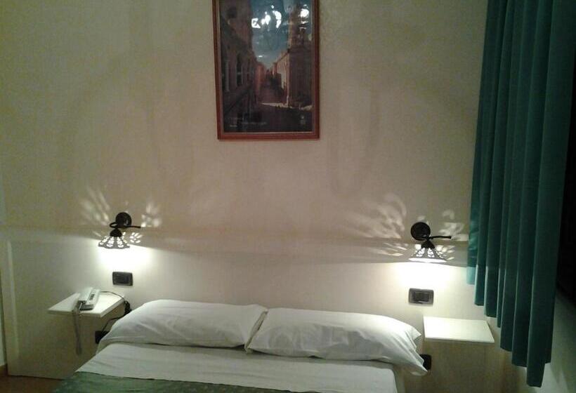 Номер Стандарт Индивидуальный, History